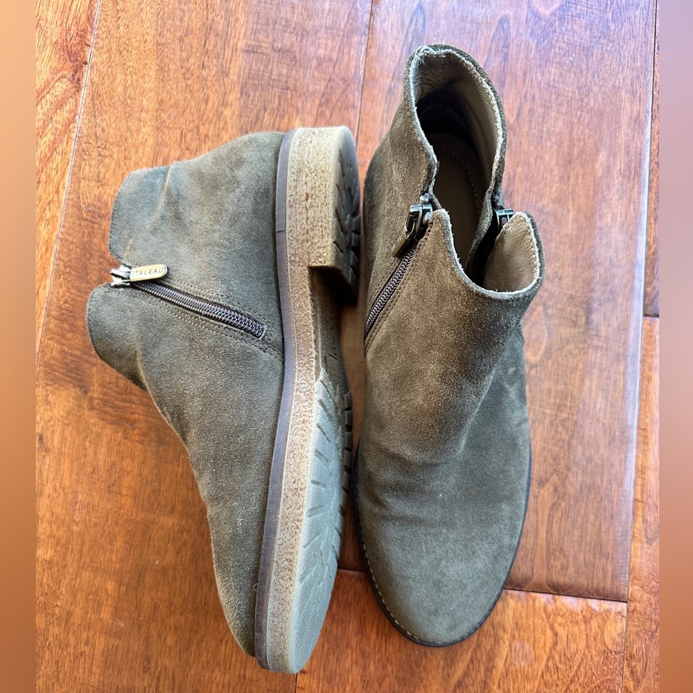 Women’s Italeau Foliana ankle boots